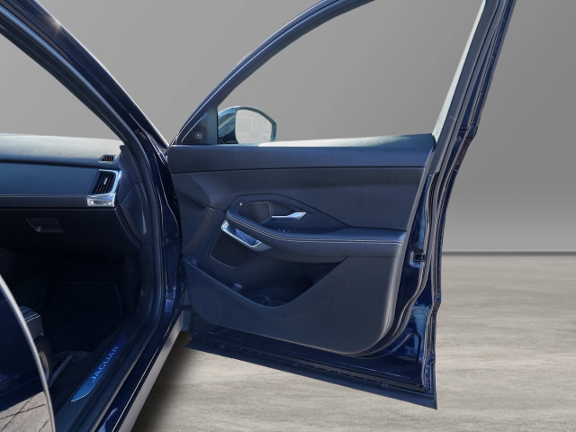 Bild 35 - D165 R-Dynamic S AWD 1. Hand UPE 60460