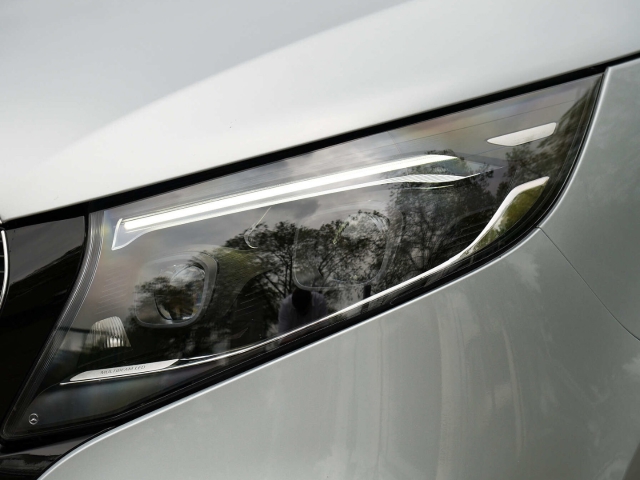 Bild 12 - d 4MATIC AVANTGARDE lang elektr. Türen