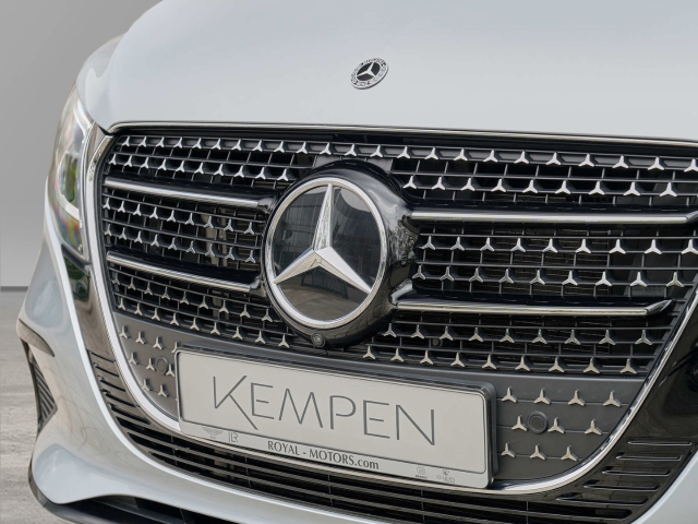 Bild 13 - d 4MATIC AVANTGARDE lang elektr. Türen