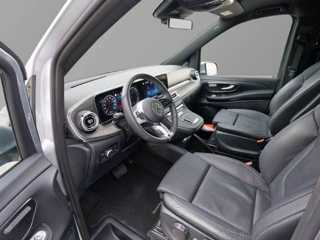 Bild 20 - d 4MATIC AVANTGARDE lang elektr. Türen