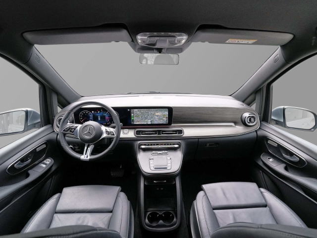 Bild 34 - d 4MATIC AVANTGARDE lang elektr. Türen