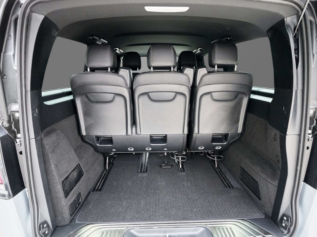 Bild 40 - d 4MATIC AVANTGARDE lang elektr. Türen
