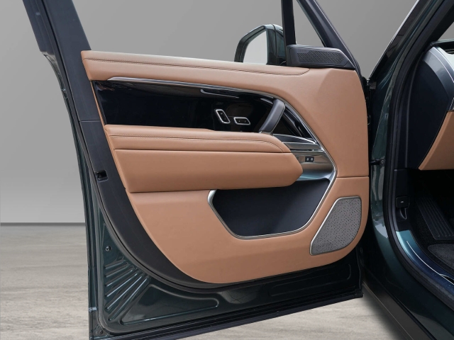 Bild 15 - P550e Autobiography Hybrid EU6e Park-Assistent