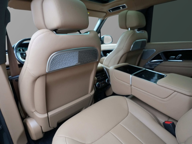 Bild 26 - P550e Autobiography Hybrid EU6e Park-Assistent