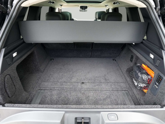 Bild 29 - P550e Autobiography Hybrid EU6e Park-Assistent