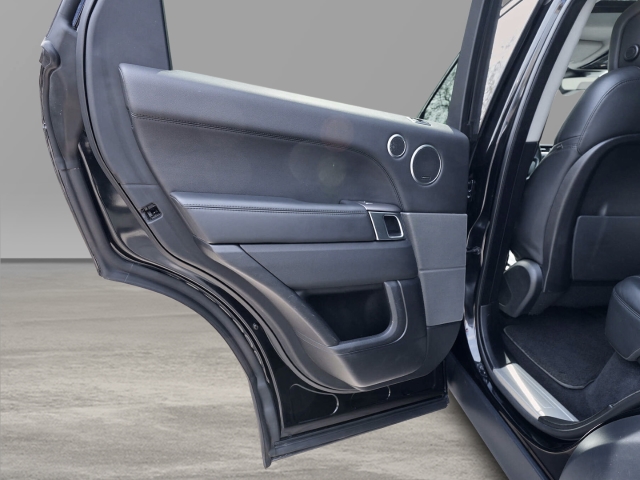 Bild 26 -  D300 HSE Black Pack Pano