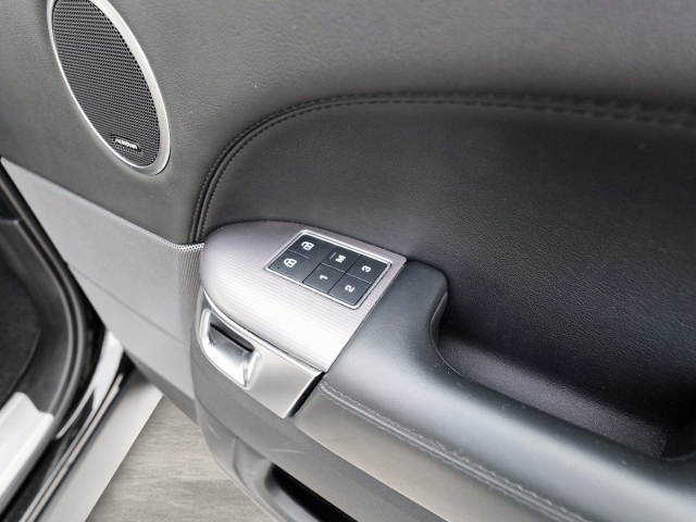 Bild 37 -  D300 HSE Black Pack Pano