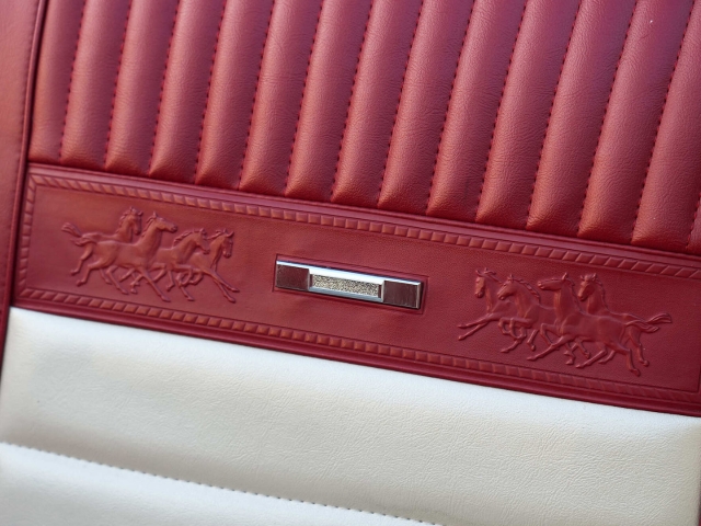 Bild 34 - Cabrio 4,7L V8 Pony-Package US-Import Classic