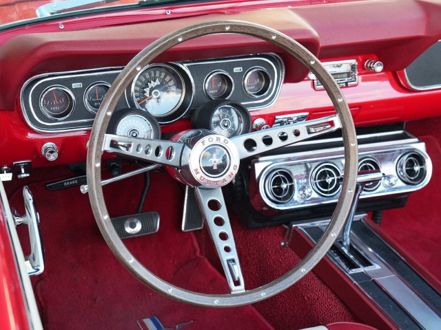 Bild 35 - Cabrio 4,7L V8 Pony-Package US-Import Classic