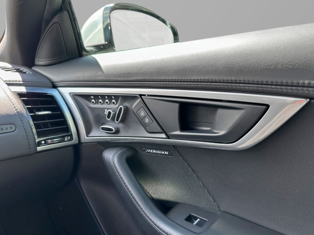 Bild 17 -  R Coupe AWD 1.Hand 5.0 V8 Top Zustand