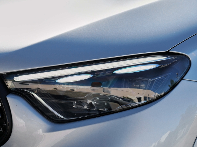 Bild 11 - d 4Matic AMG Night MBUX Keyless Digital