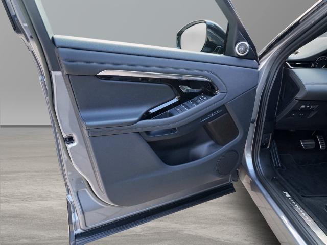 Bild 16 -  D200 R-Dynamic SE Mild-Hybrid EU6d Park-Assistent