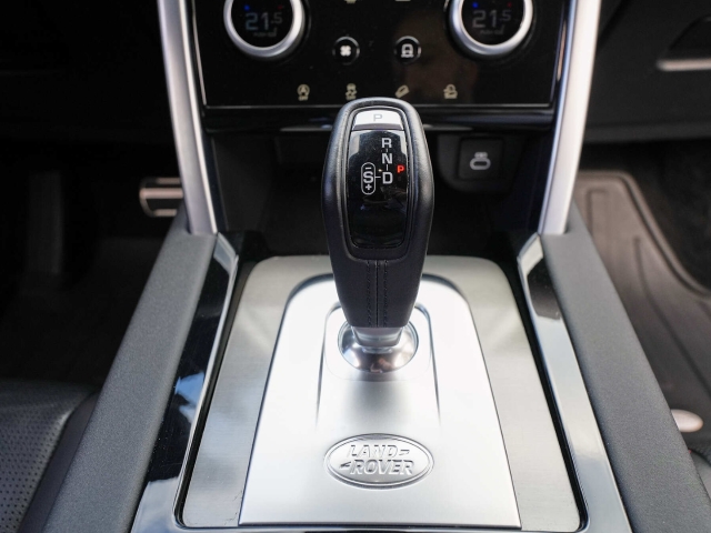 Bild 30 -  D200 R-Dynamic SE AWD