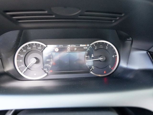 Bild 33 -  D200 R-Dynamic SE AWD