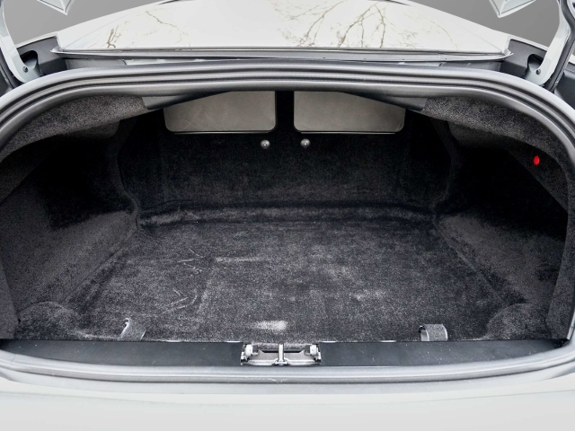 Bild 25 -  V12 Coupe Apex Grey / Phantom Grey