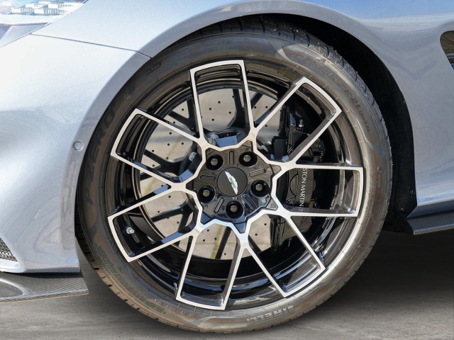 Bild 13 -  Concours Blue / Oxford Tan  Bowers and Wilkins