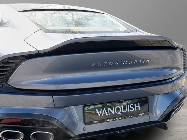 Bild 17 -  Concours Blue / Oxford Tan  Bowers and Wilkins