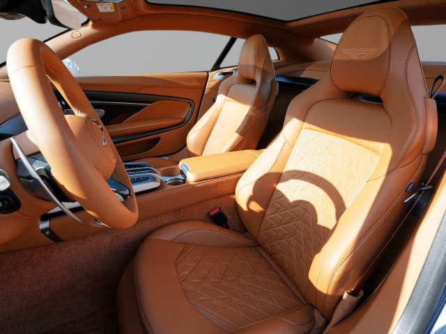 Bild 23 -  Concours Blue / Oxford Tan  Bowers and Wilkins