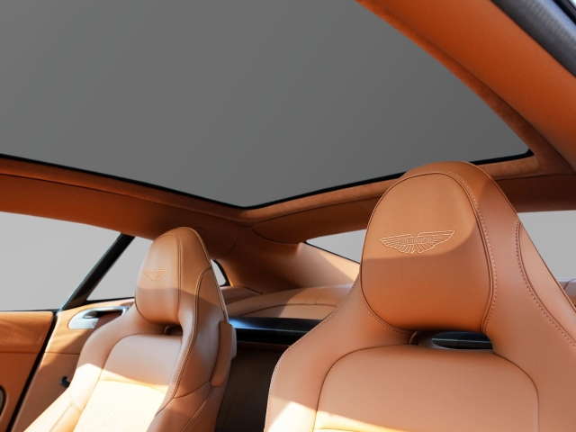 Bild 24 -  Concours Blue / Oxford Tan  Bowers and Wilkins