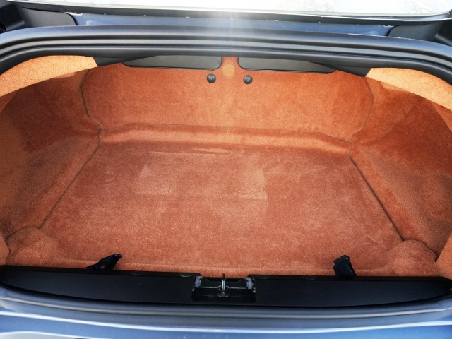 Bild 30 -  Concours Blue / Oxford Tan  Bowers and Wilkins