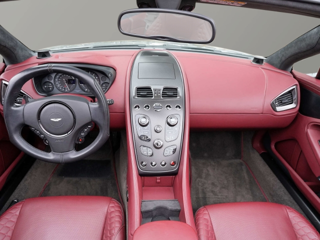 Bild 32 - Volante Tungsten Silver