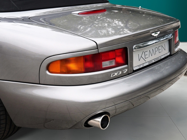 Bild 15 -  Vantage Volante V12 Saisonfahrzeug Deutsch