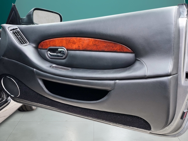 Bild 29 -  Vantage Volante V12 Saisonfahrzeug Deutsch