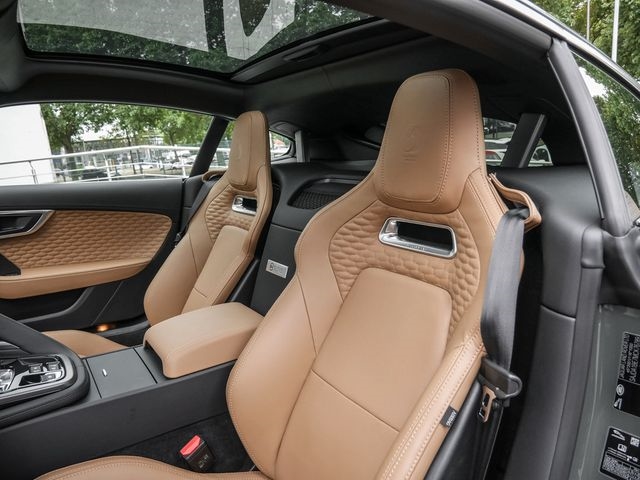 Bild 9 -  P575 R Coupe AWD Heritage Edition 1 of 60