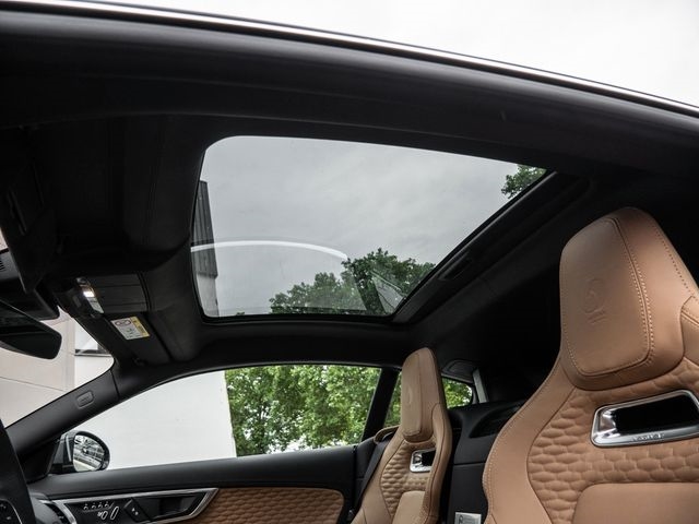 Bild 20 -  P575 R Coupe AWD Heritage Edition 1 of 60