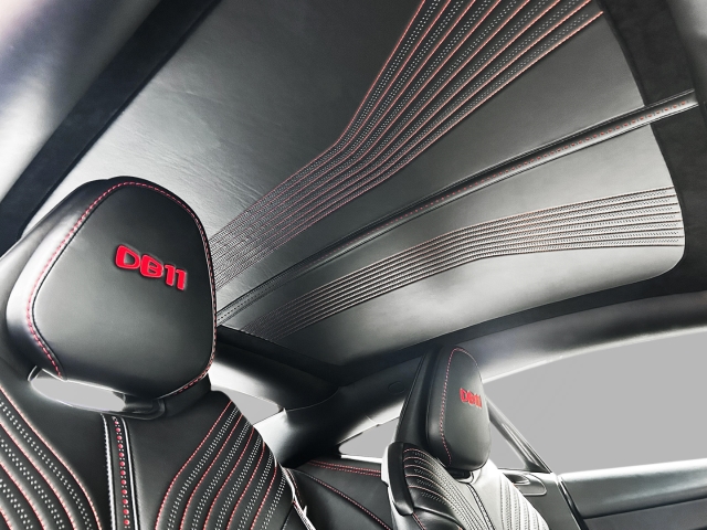 Bild 23 -  V8 Coupe Onyx Black Pure Black Carbon Twill