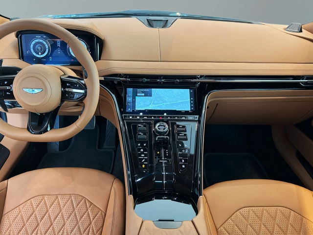 Bild 17 -  Minotaur Green Oxford Tan Bowers & Wilkins