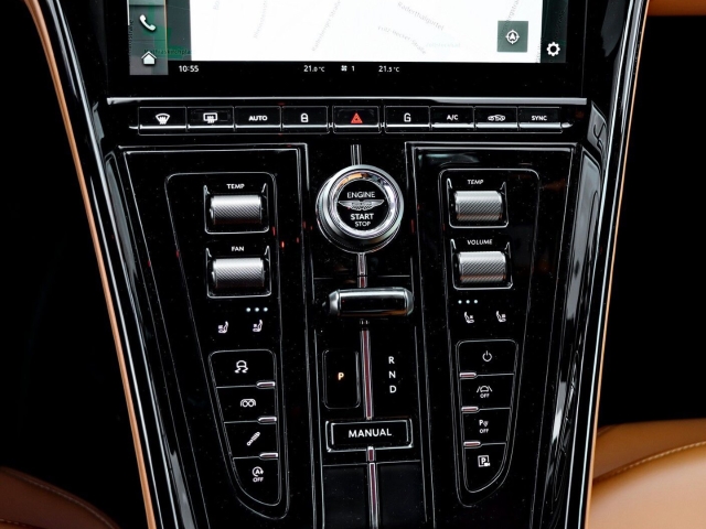 Bild 21 -  China Grey Oxford Tan nur 10500km