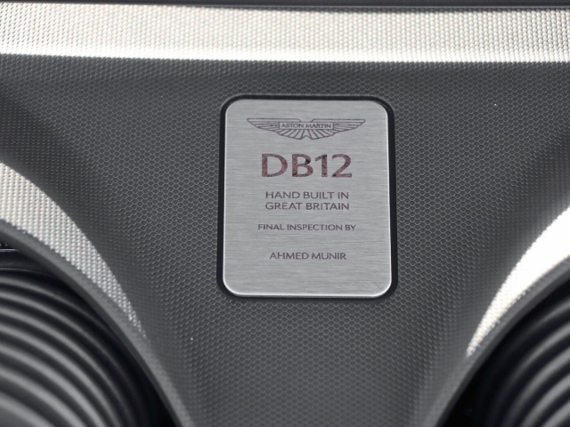 Bild 30 -  China Grey Oxford Tan nur 10500km