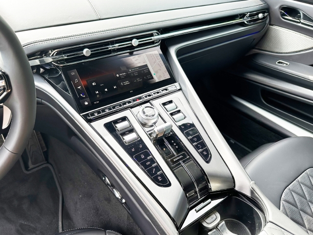 Bild 15 - Jet Black / Phantom Grey