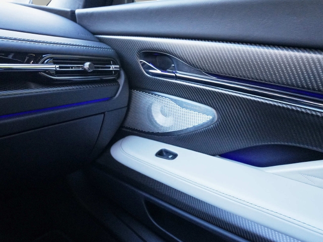 Bild 25 - Aluminite Silver / Onyx Black / Ivory