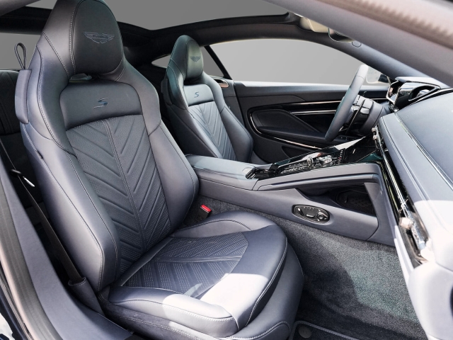 Bild 39 - S Coupe Ultramarine Black - Dark Knight