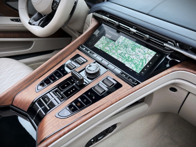 Bild 35 -  Volante Carribean Blue Pearl Carbonbremse