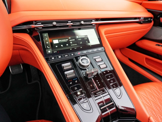 Bild 37 - Volante Californian Poppy Carbonbremse B&W