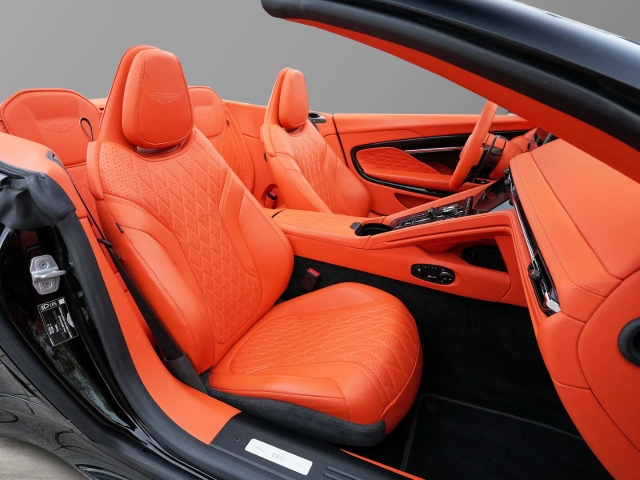 Bild 41 - Volante Californian Poppy Carbonbremse B&W