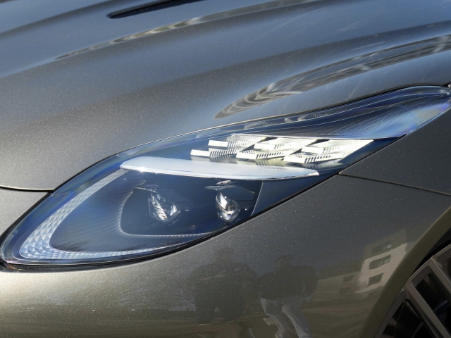 Bild 20 - Volante Titanium Grey / Q- Centenary Saddle Tan