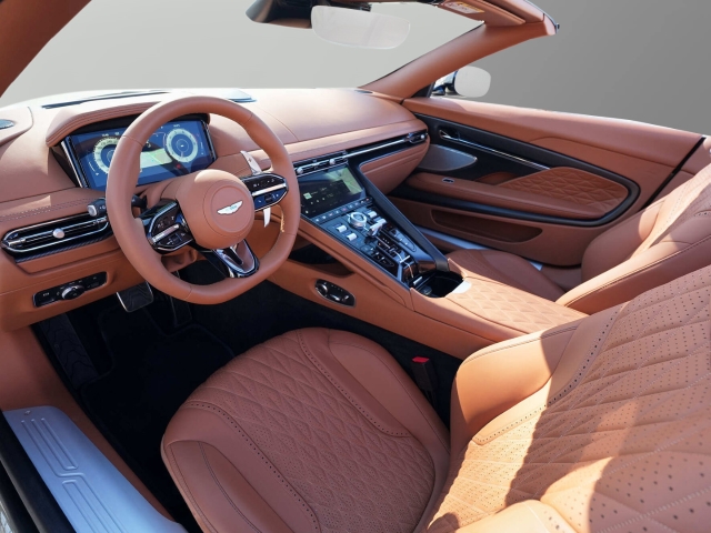 Bild 32 - Volante Titanium Grey / Q- Centenary Saddle Tan