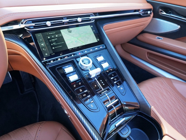 Bild 37 - Volante Titanium Grey / Q- Centenary Saddle Tan