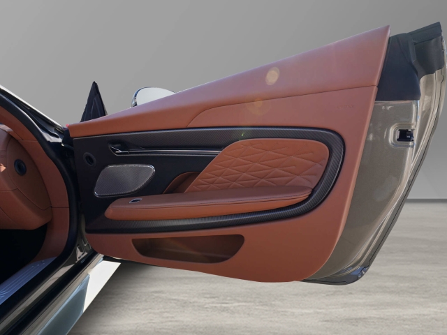 Bild 40 - Volante Titanium Grey / Q- Centenary Saddle Tan