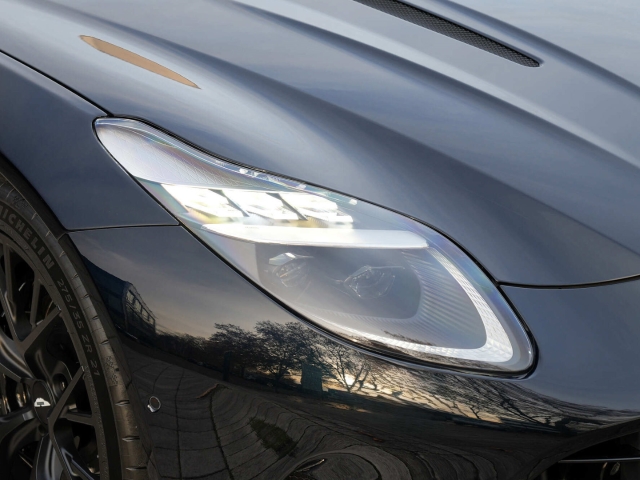 Bild 19 - Volante Ultramarine Black / Onyx Black