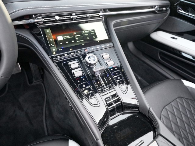 Bild 33 - Volante Ultramarine Black / Onyx Black