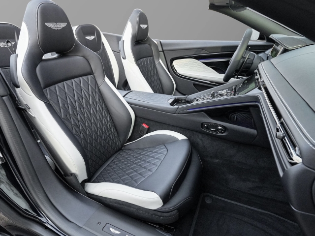 Bild 37 - Volante Ultramarine Black / Onyx Black