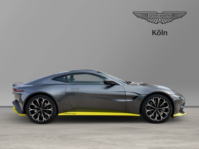 Bild 3 -  V8 Coupe Magnetic Silver