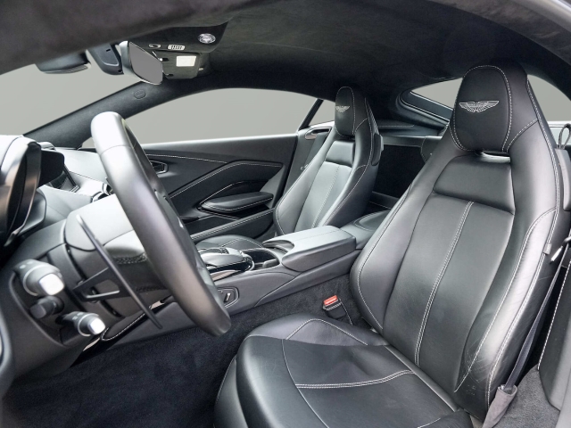 Bild 20 -  V8 Coupe Magnetic Silver