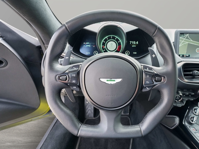 Bild 22 -  V8 Coupe Magnetic Silver