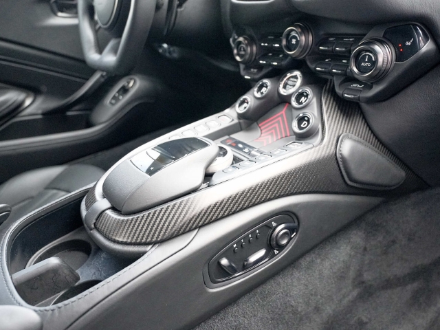 Bild 41 -  007 James Bond Edition nur 3115km 1. Hand